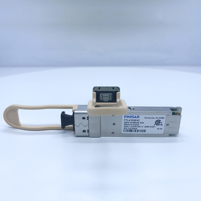 FTL410QE4C 40BASE-SR4 QSFP+ Gen4 ऑप्टिकल ट्रांसीवर ब्रेकआउट के लिए 4 X 10GBASE-SR ईथरनेट