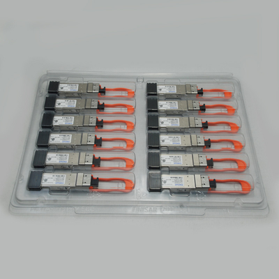 फिनिसर FTL410QD4C 40GBASE-SR4 / 10GBASE-SR 300m QSFP+ Gen4 ब्रेकआउट से 10GBASE-SR ईथरनेट