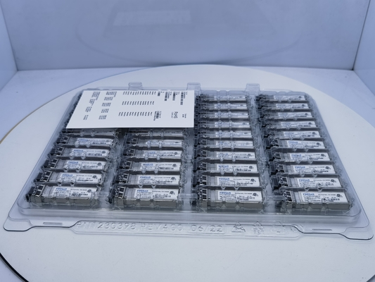 मूल Finisar FTLF8532P4BCV ऑप्टिकल मॉड्यूल 32G 850nm लघु तरंग दैर्ध्य SFP+ ट्रांससीवर