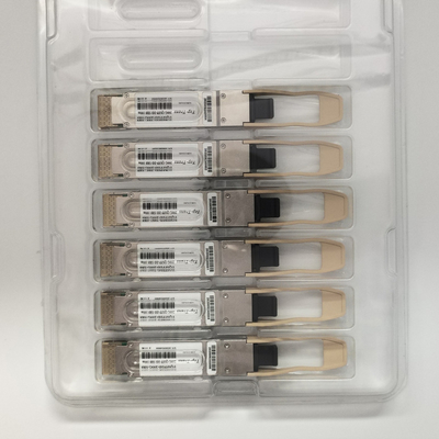 75m OM3 दूरी 100G QSFP28 SR4 इष्टतम प्रदर्शन के लिए उन्नत नेटवर्क