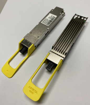 400GBASE-VR4 400GBASE SR4 पहुंच 50M MPO-12 APC कनेक्टर MMF फाइबर ऑप्टिक उपकरण