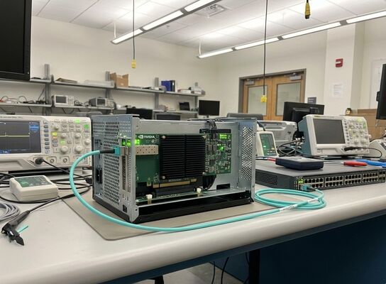 Mellanox MCX75310AAS-NEAT ConnectX-7 400Gb/s NDR InfiniBand सिंगल पोर्ट OSFP PCIe 5.0 x16 नेटवर्क कार्ड के लिए एआई सर्वर